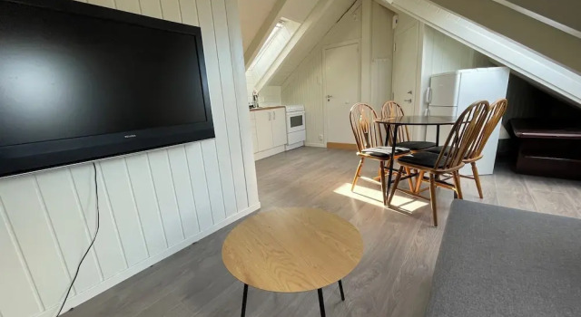 Stunning Hilltop Nest Unparalleled Views at BnB Ap 17, Rezervovat Penzión se snídaní Hotely v Stavanger s parkováním, Parkování