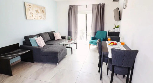 Silver Sea Holiday Apartments, Забронировать Апартаменты/квартира Отели Айия-Напа с парковкой, рядом с Парк развлечений Айа-Напа, Парковка