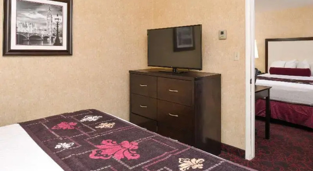 Семейный номер Standard с балконом Best Western Coral Hills