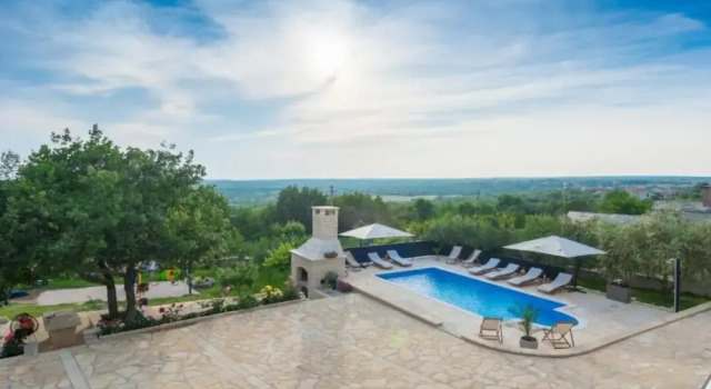 Holiday House Balen With Swimming Pool, Забронировать Дом для отпуска Бенковац Задарская жупания