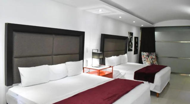 Четырёхместный номер Standard Spazio Boutique Hotel