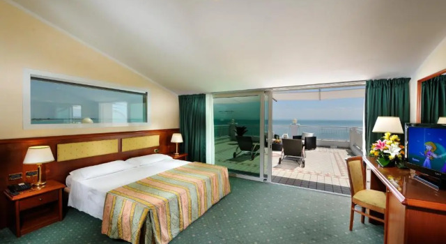 Двухместный номер Deluxe с видом на море Hotel Vittoria