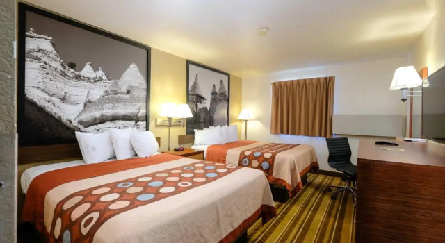 Четырёхместный номер Standard Super 8 by Wyndham Las Cruces/White Sands Area