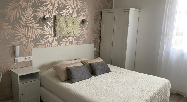 Standardowy dwuosobowy pokój Hotel Abelia