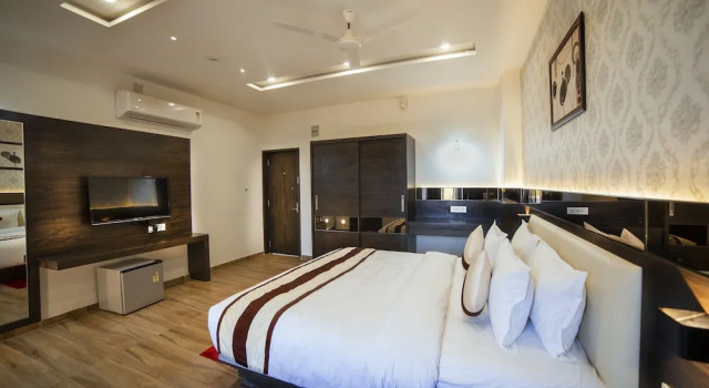 Hotel Shivalik - Mehsana, Buchen Sie Hotel Mehsana Gujarat