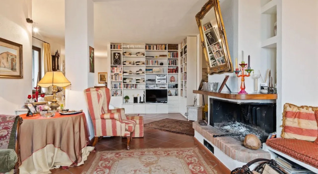 Attractive Holiday Home in Fontanile With Garden and Barbecue