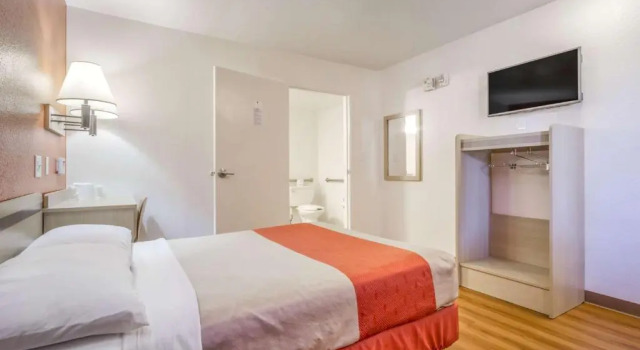 Двухместный номер Standard Motel 6-Phoenix, AZ - West