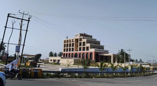 Lords Swastik Studio Kodinar, Boek Hotel Hotels in Gujarat met parkeren, Parkeren