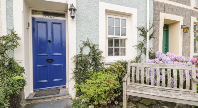 Llannor, Prenota Hotel Porthmadog 