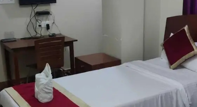 Трёхместный номер Deluxe Magvaris Comfort Inn