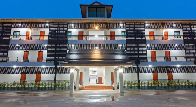 Samrong Garden Resort, Varaa Lomakeskus Hotellit North-Eastern Thailand pysäköinnillä, Pysäköinti