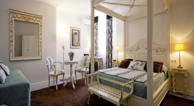 Полулюкс Standard Grand Hotel des Terreaux