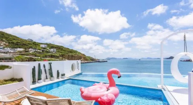 Shengsi Flower and Bird Island Alice Flower Island Whale House