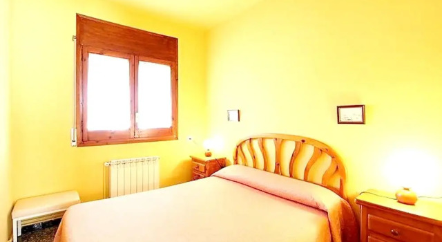 Villa With 6 Bedrooms in Canyelles, With Wonderful Mountain View, Priv