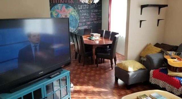 Кровать в общем номере Hamtramck Hostel
