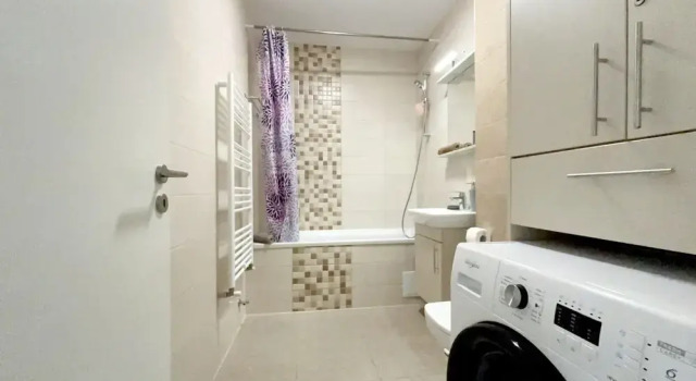 Семейные апартаменты с балконом и с видом на горы Brasov Altipiani Apartments