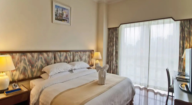 Номер Executive HNA Business Hotel Downtown HaiKou