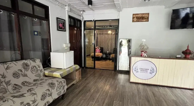 Orchid Hostel Near Bumrungrad hospital and Nana Market, Забронировать Хостел Хостелы Бангкока, рядом с Маккасан, Хостел