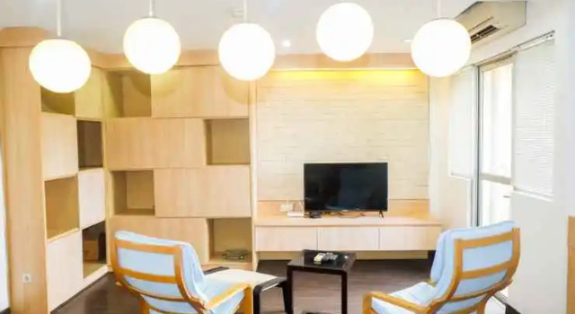 Spacious 1BR for 5 Pax at Maple Park By Travelio, Book Apartment Jakarta Jakarta Province