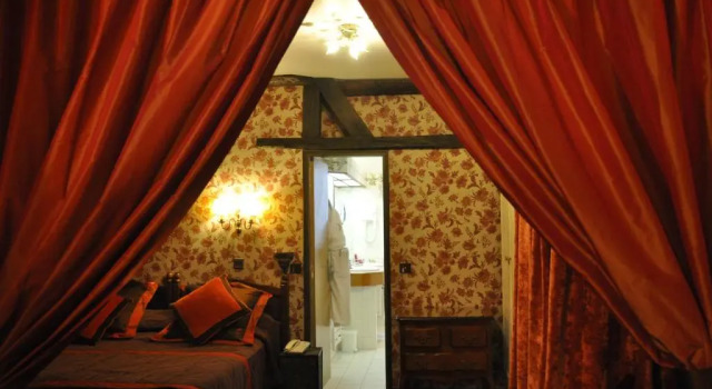 Четырёхместный номер Standard Hotel des Orfèvres