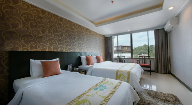 Трёхместный номер Superior The Singora Hotel