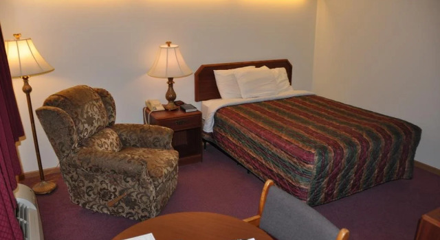 Shepherd Mountain Inn, Book Hotel Hoteller i Ironton med parkering, Parkering