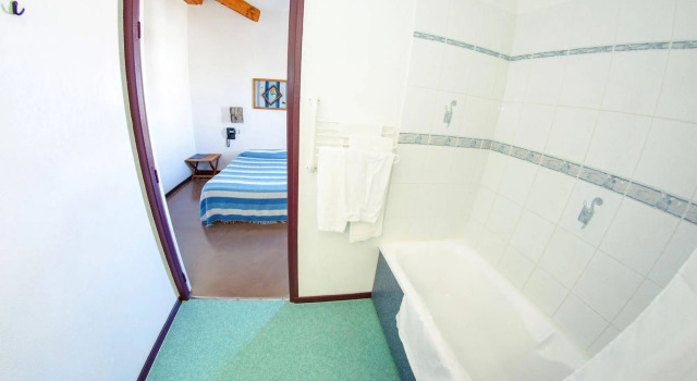 Logis Hotel De La Clape, Rezervovat Hotel Narbonne Aude