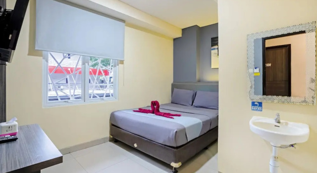 City Biz Residence