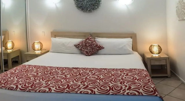 Номер Standard с балконом Oasis 4 at Palm Cove