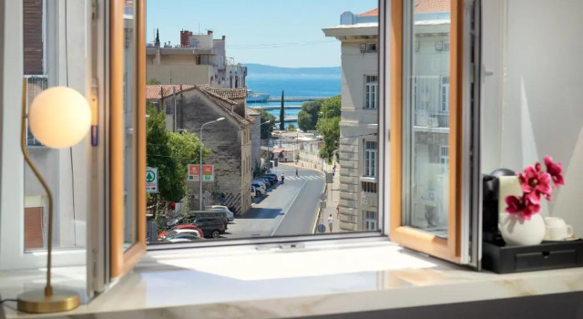 Номер Superior Flos Luxury Rooms