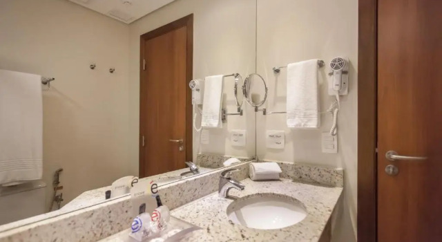 Трёхместный номер Superior Esuites Virgínia Luxemburgo