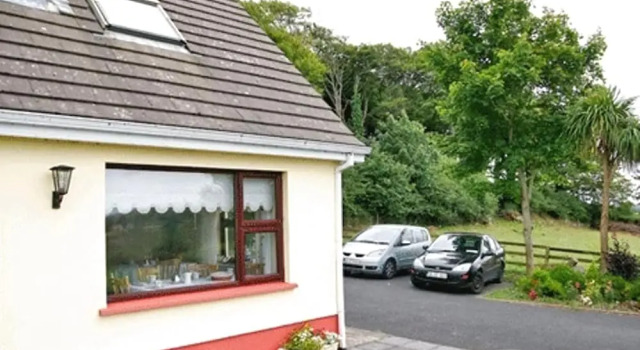 Beechgrove Farmhouse, Prenota Hotel Newmarket on Fergus Contea di Clare
