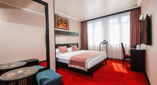 Двухместный номер Standard Prezident Hotel Novi Sad - Outdoor Pool & Spa