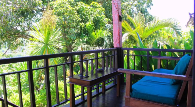 Бунгало Deluxe Sunrise Huts Lembongan