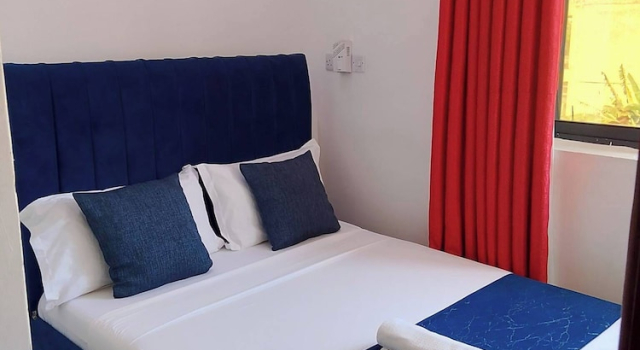 White Palms Apartment Bamburi, Забронировать Апартаменты/квартира Отели Бамбури с парковкой, рядом с KWS Head Office for Mombasa Marine Park, Парковка