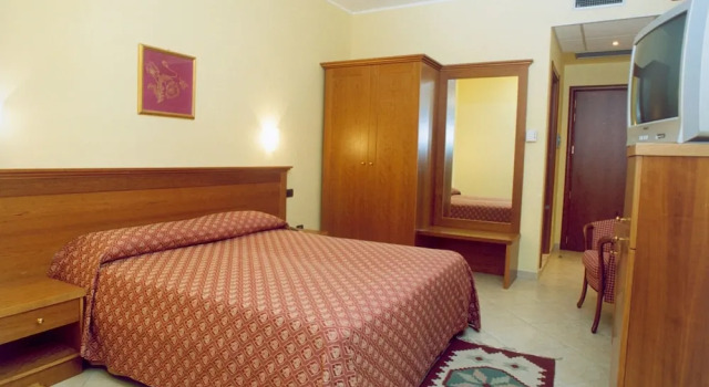 Трёхместный номер Standard с балконом Hotel Costa Doro - Ristorante