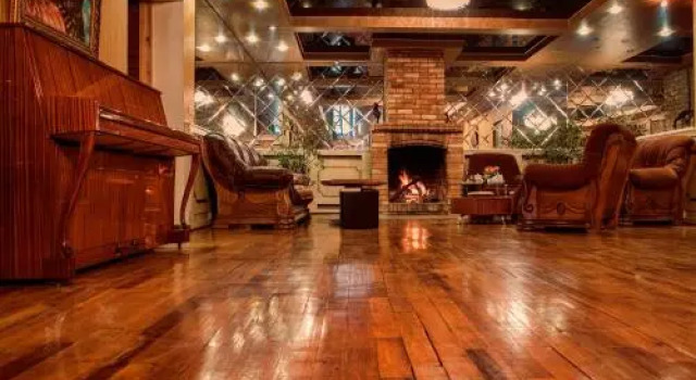 Tavush Hotel, Varaa Hotelli Hotellit Tavush region uima-altaalla, Uima-allas