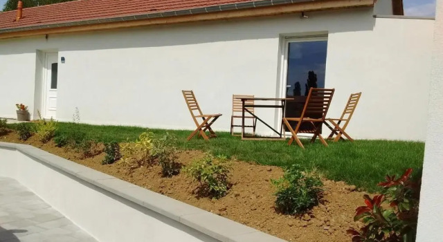 Le grenier a grain, Boek Hotel Pompey 
