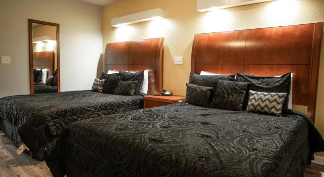 Четырёхместный номер Standard Classic Motor Lodge Providence - West Greenwich