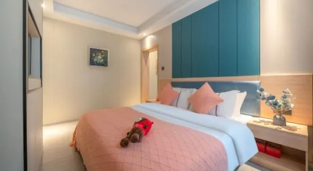Люкс Business Fanhua Hotel (Zhanjiang World Trade Building No.5 Middle School)
