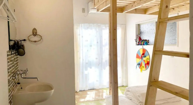 Кровать в общем номере (женский номер) Hostel Yume-Nomad Kobe