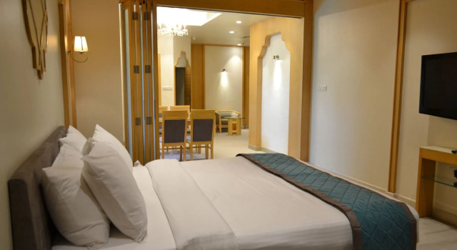 Ibiza The Fern Resort and Spa Kolkata, Prenota Resort Calcutta 