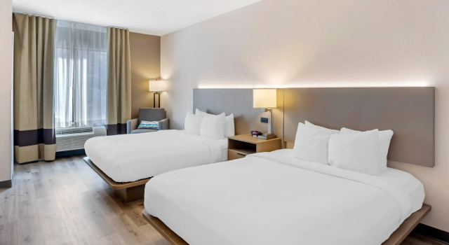 Четырёхместный номер Standard Comfort Inn & Suites Sayre
