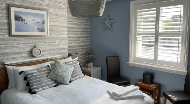 Двухместный номер Standard с видом на гавань Lantana Guest House