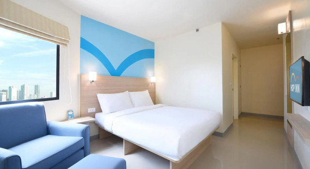 Hop Inn Hotel Aseana City