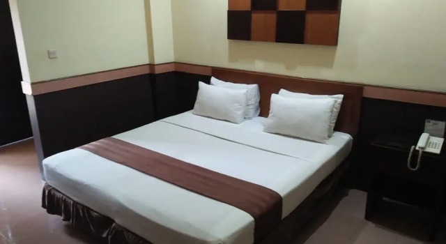 Grand Pangestu, Rezervovat Hotel Karawang West Java