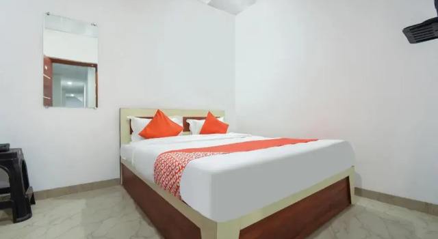 Alka Guest House by OYO Rooms, Book Pension Ludhiana Punjab