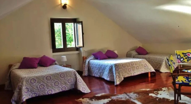House With one Bedroom in Cee, Caneliñas, With Wonderful sea View and, Забронировать Отель Отели Сеэ 3 звезды, 3*