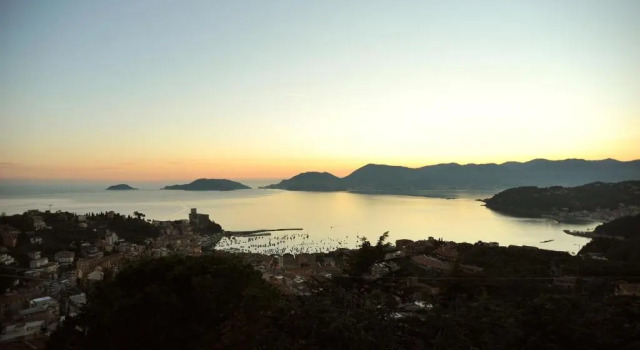 Люкс IL golfo artisti e poeti villa thea