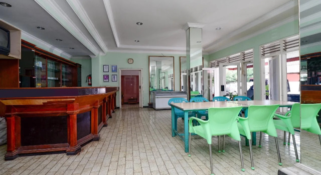 Cahya Nirwana Hotel Purwokerto, Prenota Hotel Hotel a Purwokerto con colazione, Colazione